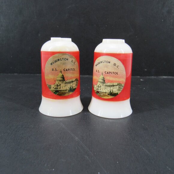 Vintage Washington D.C. U.S. Capitol Salt and Pepper Shakers Plastic 2 1/4" - Picture 9 of 9